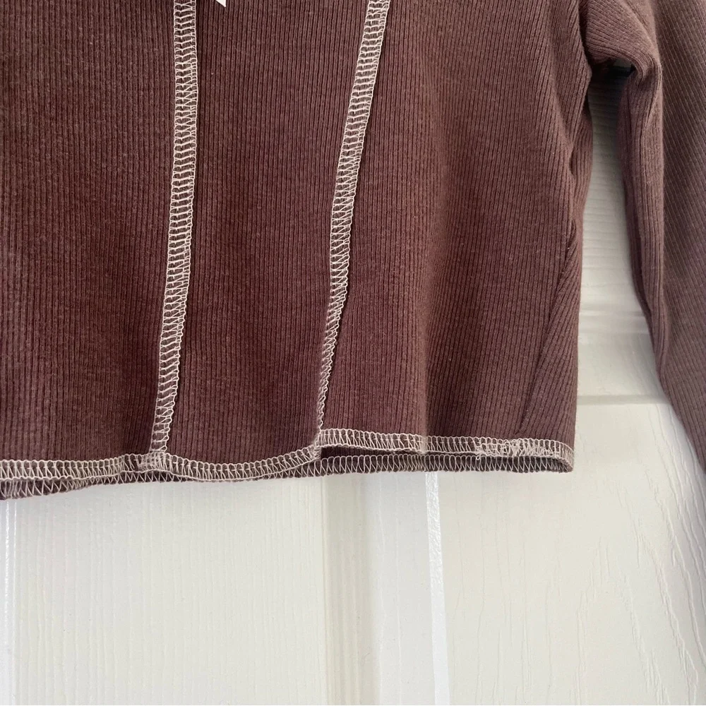 Garage Long Sleeve Brown Crop Top NWT - Picture 5 of 7